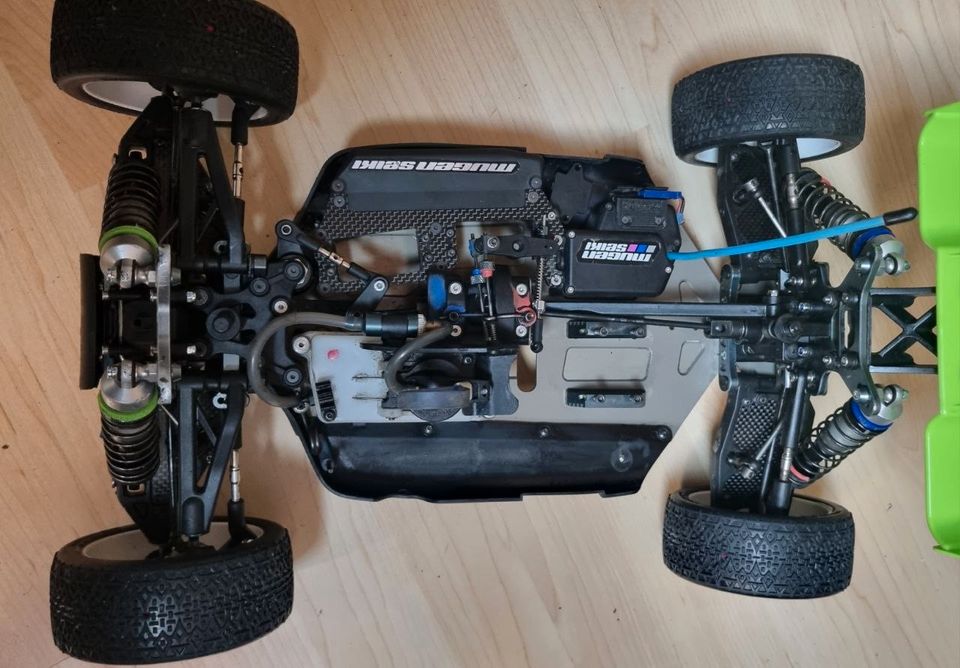 MUGEN MBX 8 nitro - Roller, gebraucht in Elmshorn