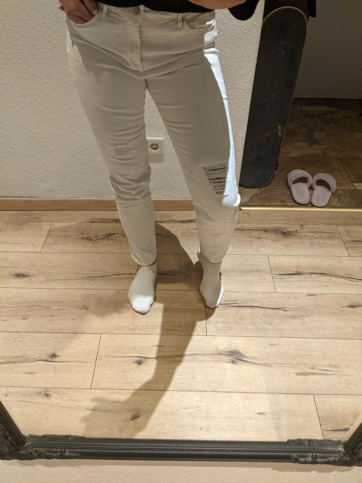 Weiße Jeans von Esprit in Bremen