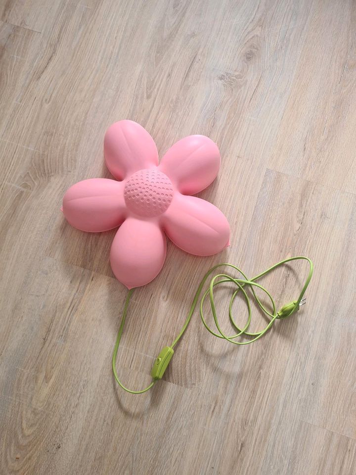 IKEA Smila Bloom, Lampe Blume Rosa in Ottersberg