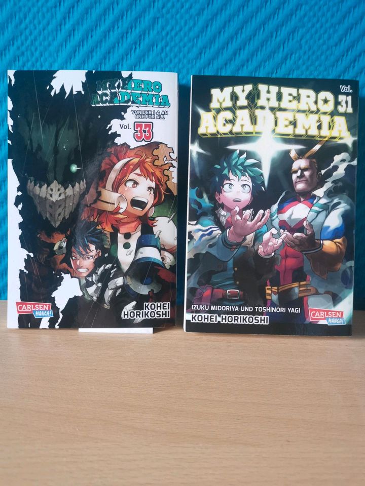 My Hero Academia Manga's (Zwei Beschädigt) (Kein Versand) in Saarbrücken