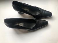 Damenschuh schwarze schicke Schuhe Gr.40 ,5 Nordrhein-Westfalen - Hagen Vorschau