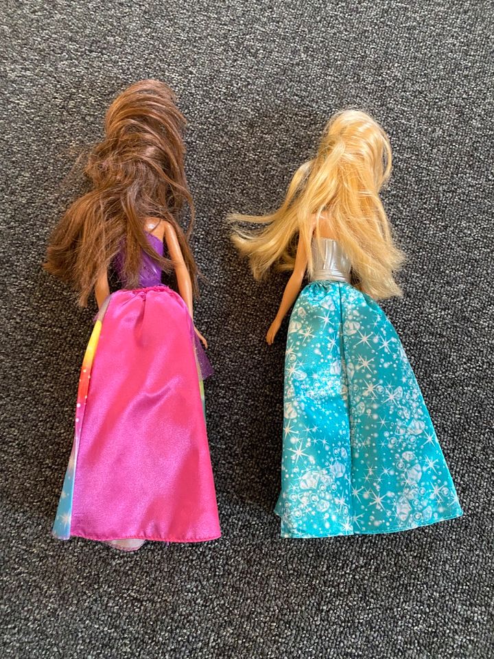 13 Puppen Barbie  Meerjungfrau in Seevetal