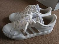 Adidas Sneaker Grand Court Base 2.0 Gr. 42 Damen Niedersachsen - Verden Vorschau