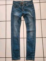 Jeans  von Esprit in der Größe 164 Hessen - Oberursel (Taunus) Vorschau