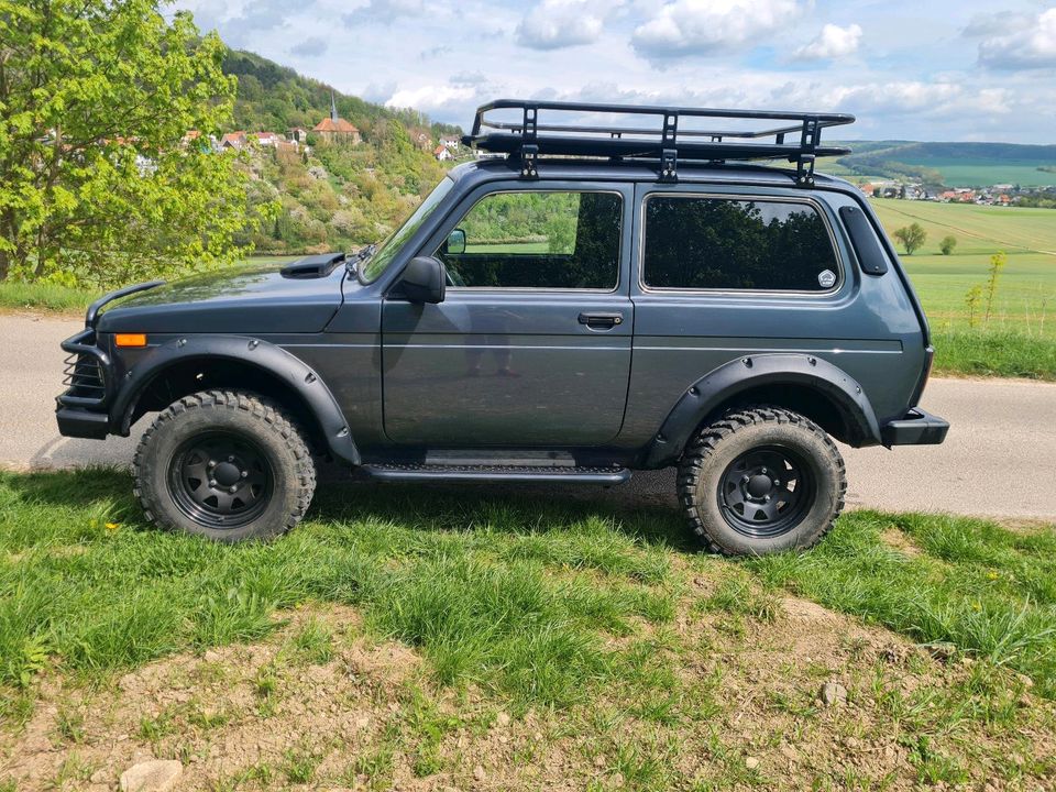 LADA Niva Urban, Geländeumbau in Sondershausen