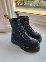 Dr. Martens Jadon Saarland - Schwalbach Vorschau