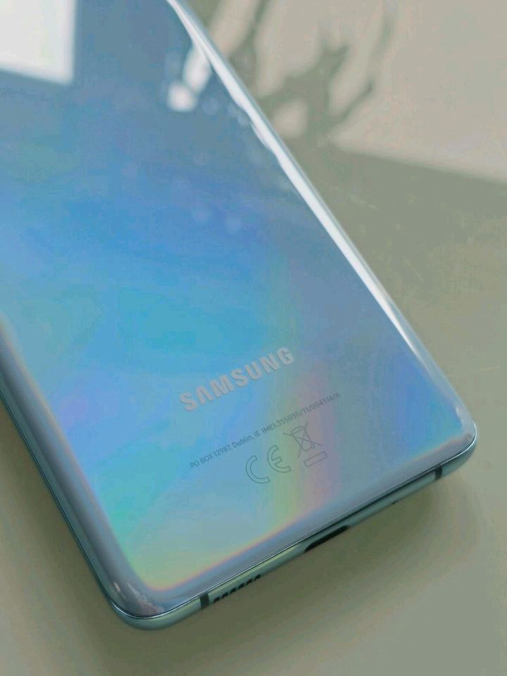 Samsung Galaxy S20+ Plus 5G 8GB RAM 128GB Cloud Blue CASETiFY in Griesheim