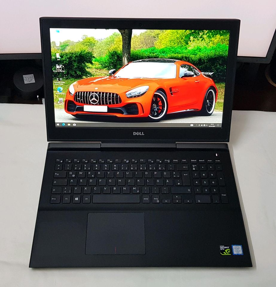 Laptop DELL GAMING INSPIRON P65F. GTX 960M 4GB/intel i7/16GB/SSD in Düsseldorf