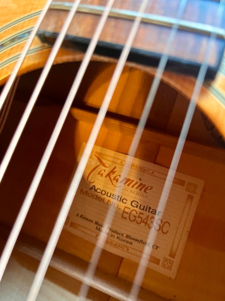 Instrument: Takamine G SERIES ACOUSTIC GUITAR EG543SC in Jülich