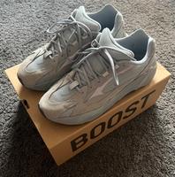 Adidas Yeezy Boost 700 V2 Hospital Blue - EU 46 US 11 1/2 Bonn - Poppelsdorf Vorschau