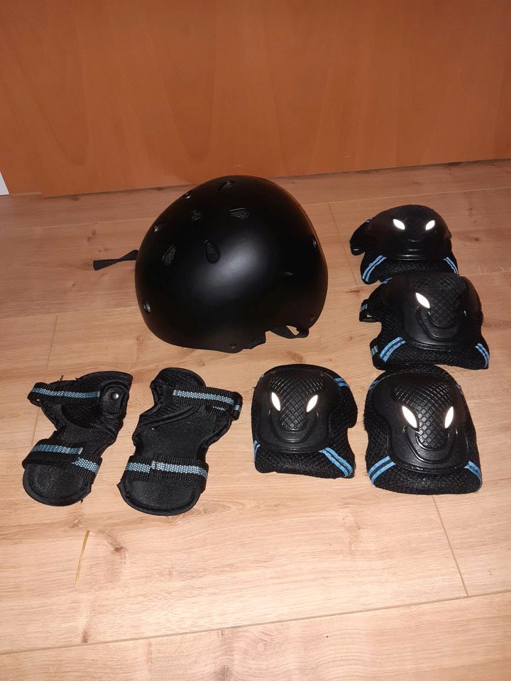 Skater Helm+Schützer Set in Radeberg