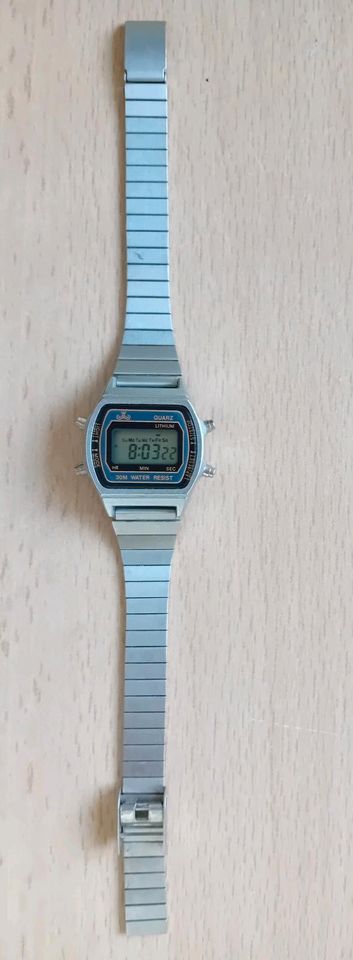 Digitale Damen Armbanduhr (wie Casio) ✳️ (90er) in Ludwigshafen