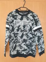 Neu o. Etikett! Fortnite Camouflage Sweater Bauchtasche Gr 164 Leipzig - Grünau-Siedlung Vorschau