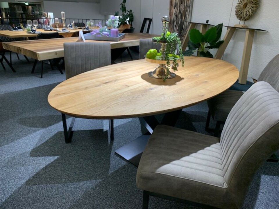 Massivholztisch Tisch Esstisch Elipse in Mönchengladbach