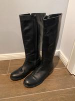 Echt Leder Stiefel Esprit Gr. 38 Berlin - Köpenick Vorschau