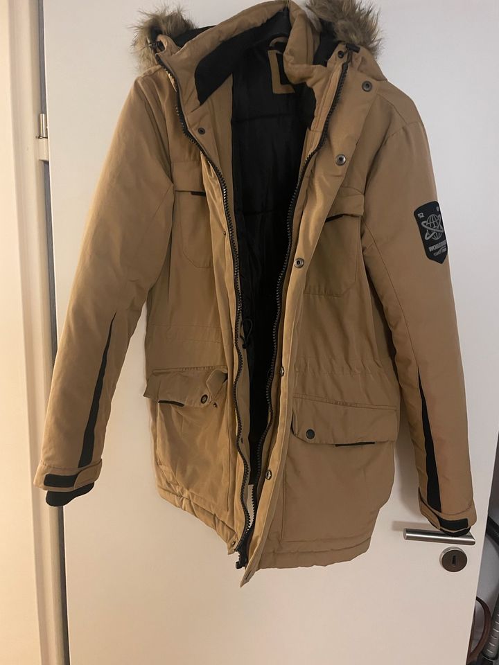 Herrenwinterjacke gr L Beige in Grafschaft