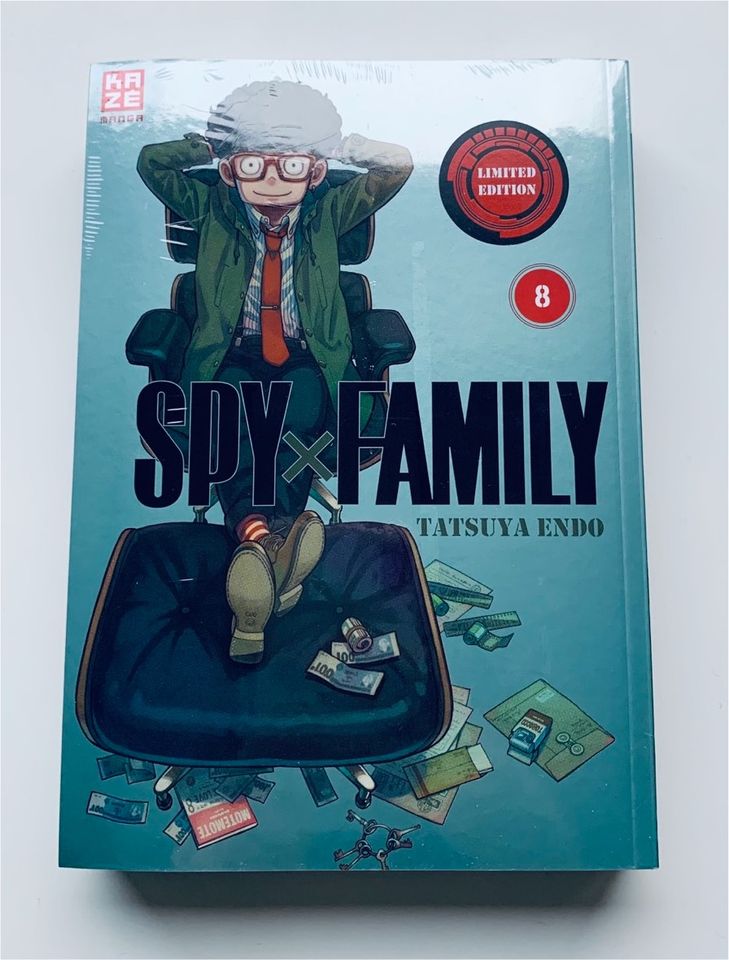 Spy x Family 8 Kaze Tausch gegen Golden Kamuy 1 limitiert Manga in Bürstadt