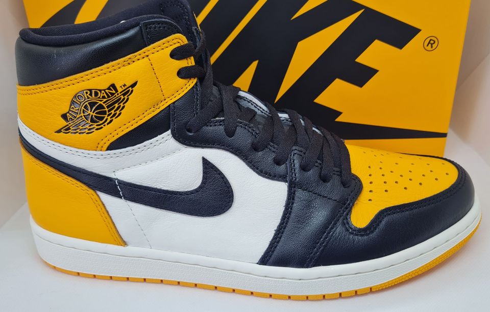 Air Jordan 1 Retro High OG Yellow Toe Taxi 45 in Berlin