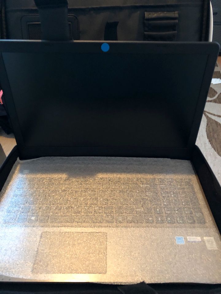 Laptop von Medion in Kirchhundem