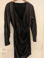 Vero Moda Glitzerkleid Größe 38/40 (L) zu verkaufen Kreis Pinneberg - Halstenbek Vorschau