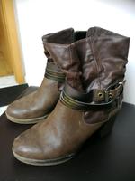 S.Oliver Stiefeletten schick Größe 39 braun hohe Schuhe S Oliver Nordrhein-Westfalen - Wiehl Vorschau