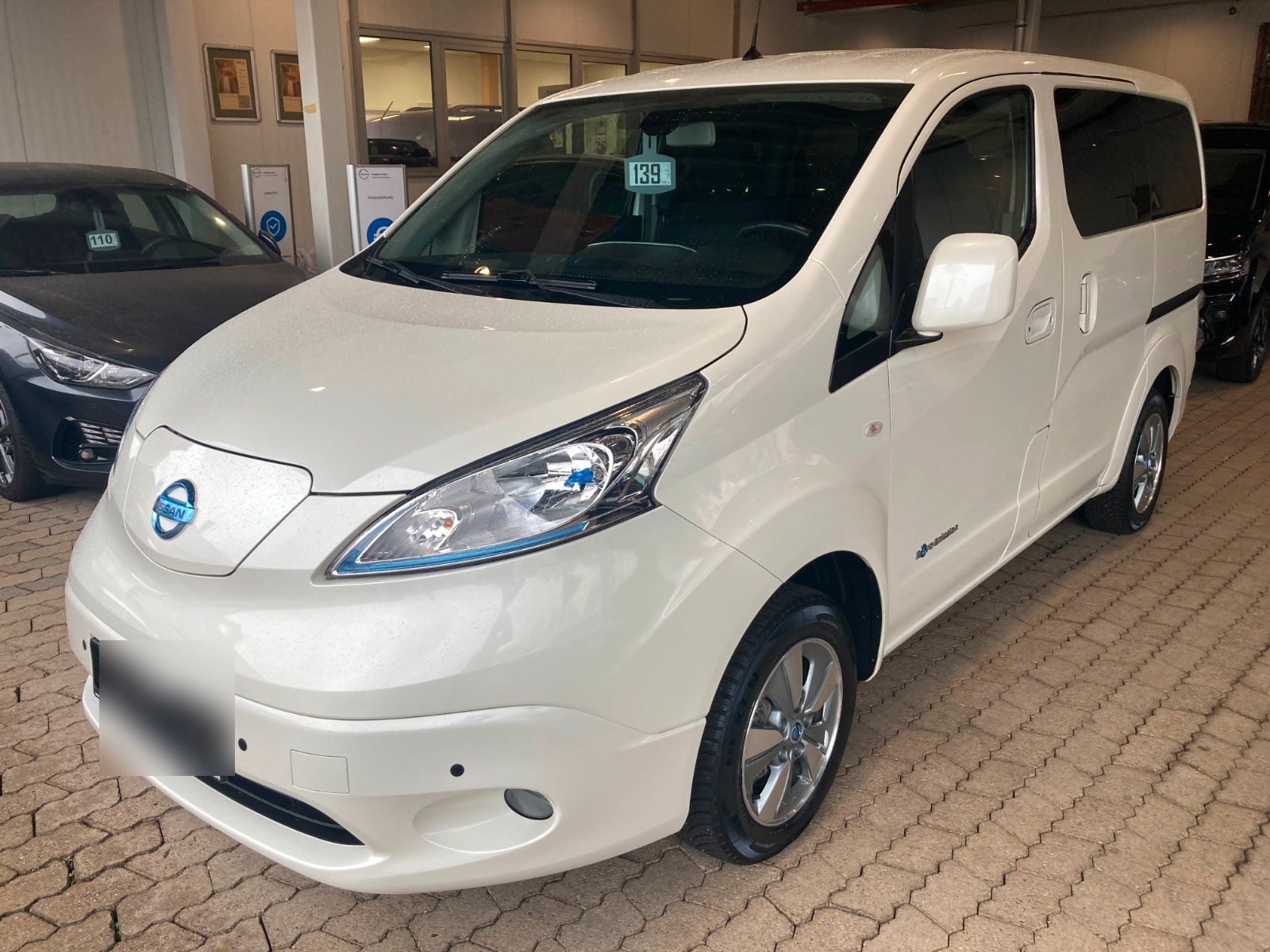 Abbildung des Autos Nissan e-NV200 Elektroau…