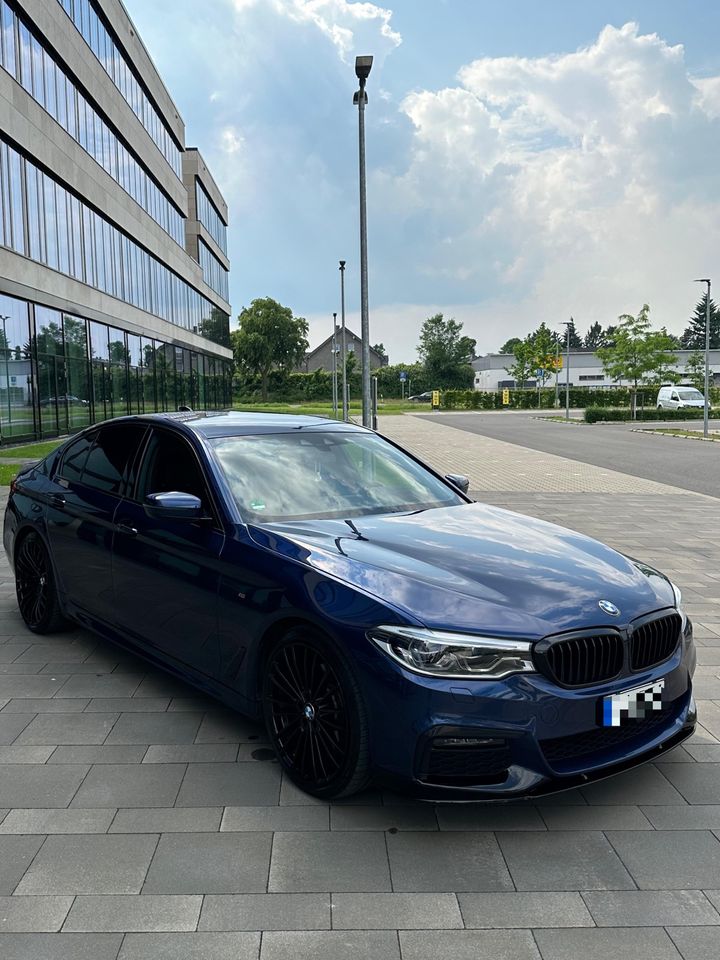 BMW 540i G30 M-Performance Heckantrieb in Duisburg