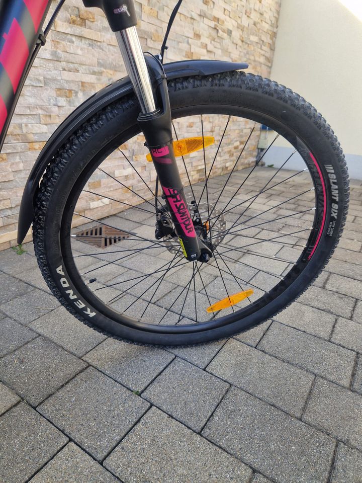 MTB SCOTT Bike Contessa 720 black/pink XS in Zusmarshausen