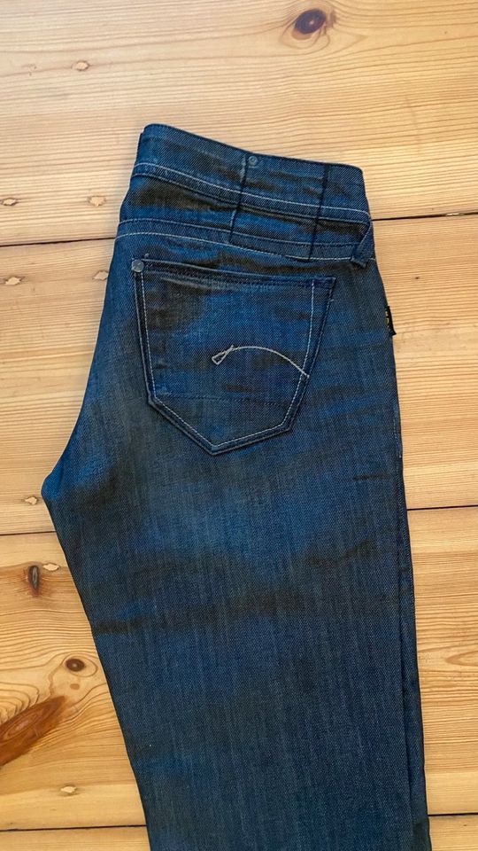 NEU G-Star Jeans Core Straight Women 30/36 - Versand Kostenlos in Berlin