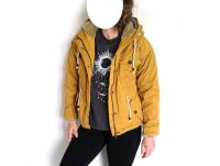 Jacke Gelb mit Kapuze Fell und Taschen Größe 36 NEU UNGETRAGEN Nordrhein-Westfalen - Bocholt Vorschau