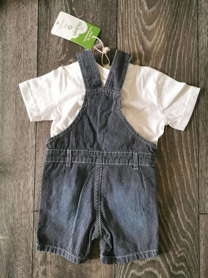 NEUe Alana Baby Kombi Latzhose & T-Shirt Größe 74 in Berlin