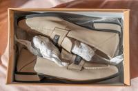 Lederschuhe Flache Schuhe Damenschuhe Gr. 40 Beige und Schwarz Dresden - Neustadt Vorschau