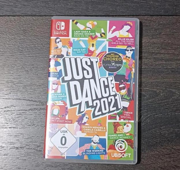 Nintendo Switch Spiel Just Dance 2021 mit Joycon Armband Set in Bergheim