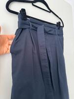 Uniqlo Rock mit Taschen Gr. M dunkelblau wie neu Berlin - Schöneberg Vorschau