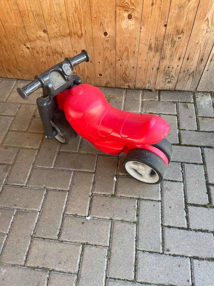 Kinderrad rot in Mutlangen