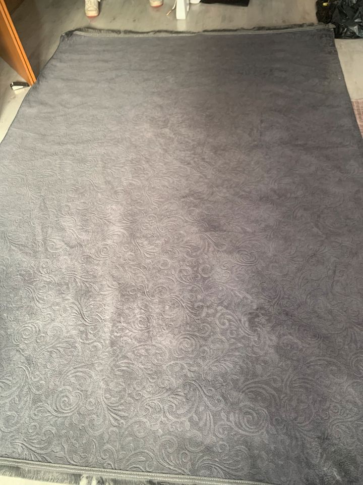 Teppich Wohnzimmer in Remscheid