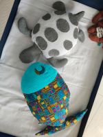 Handmade Sitzkissen Kuschelkissen XL Fisch Schildkröte ca 50 cm Baden-Württemberg - Weinstadt Vorschau