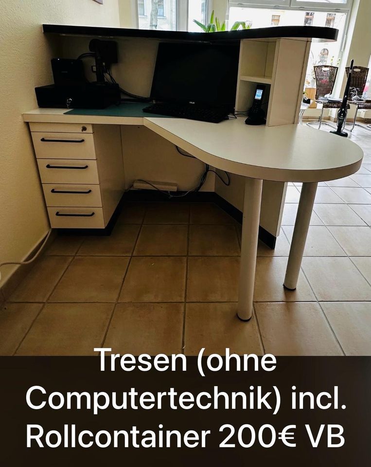 Tresen ohne Computertechnik mit Rollcontainer in Pirna