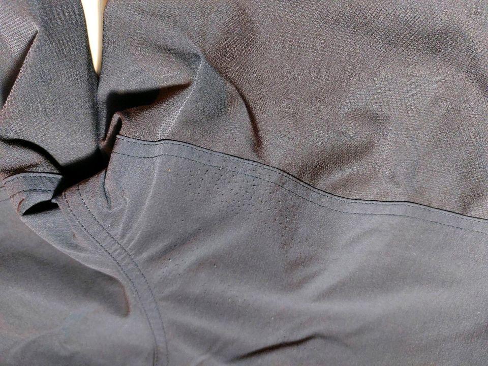 Patagonia Altvia Pant Men Schwarz in Deggendorf