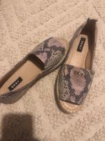 Dkny Damen Maedchen Leder Plateau Pumps 37 neu Gold Logo Blogger Nordrhein-Westfalen - Lohmar Vorschau