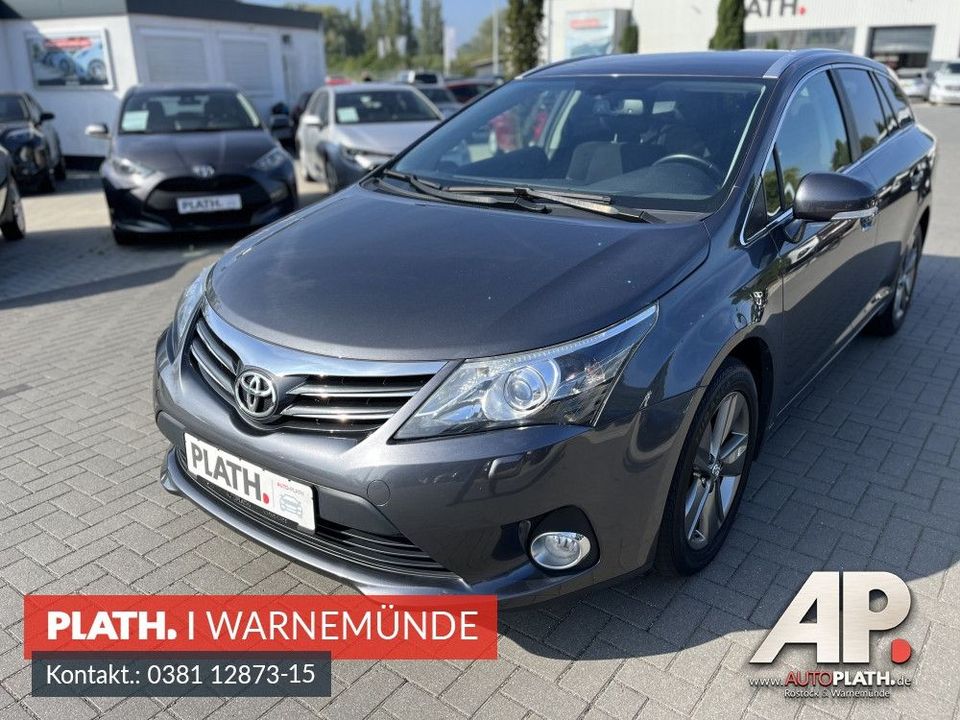 Toyota Avensis Combi 1,8-l-Valvematic Edition in Rostock