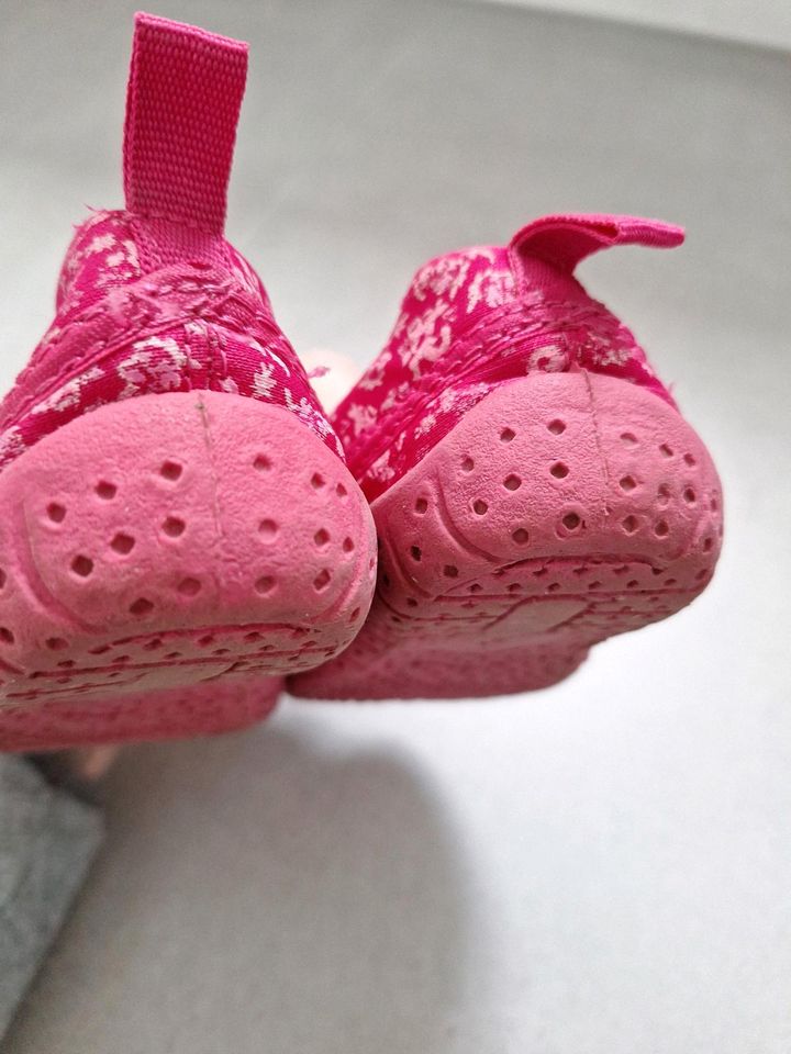 Tauchschuhe Schwimmschuhe für Kinder Gr. 24 in Kaiserslautern