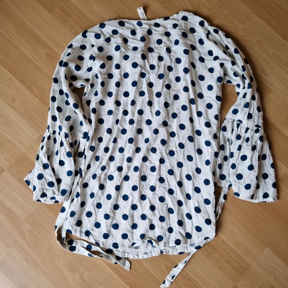 Bluse Größe XL Diya (weiß mit Punkten) in Uehrde