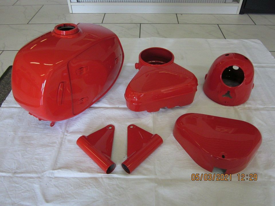 MZ TS 250 Tank ,Seitendeckel Set,Lampe,Lampenhalter - Überholt in Witten