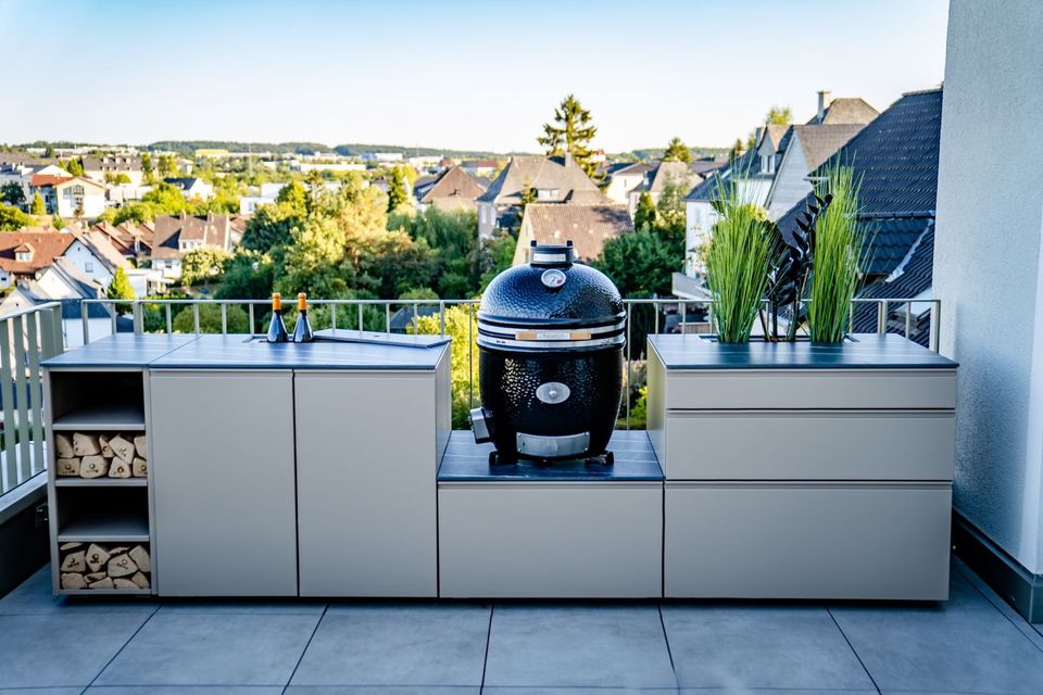 Paré Kitchen Außenküche Outdoorkitchen BBQ Monolith Guru in Prüm