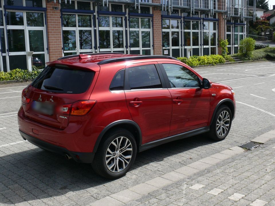 Mitsubishi ASX 2.2 DI-D 4WD ClearTec Diamant Ed.+ AUTOMATIK in Glashütten