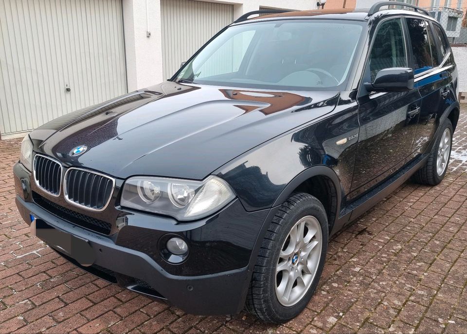 BMW X3 2.0D 2007 PANORAMA in Northeim