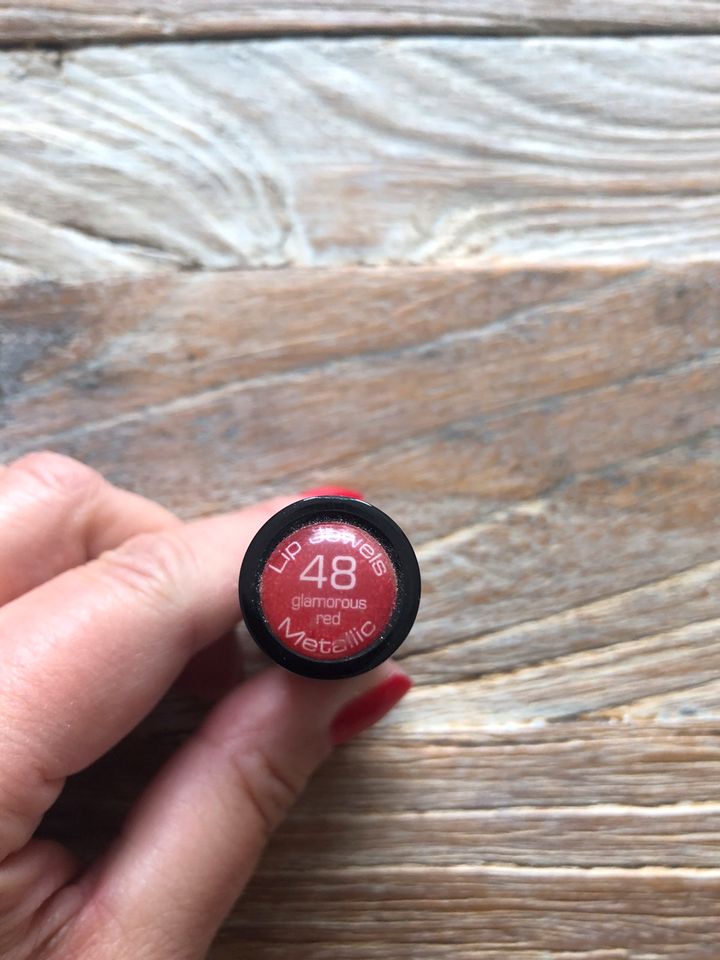 Artdeco Lippenstift rot nr. 48 lip jeweils - neu in Hamburg