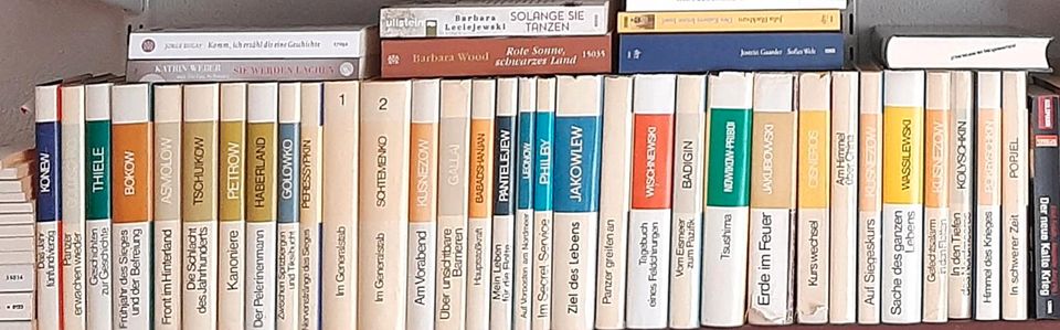 32 Bücher Militärverlag DDR Reihe Sammlung Krieg in Doberschau