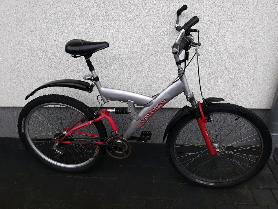 Herren  Jungen Fahrrad 26 Zoll in Hildesheim